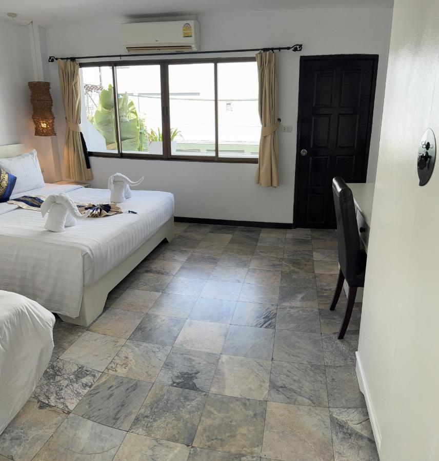 Istanbul Boutique Hotel Patong Екстер'єр фото