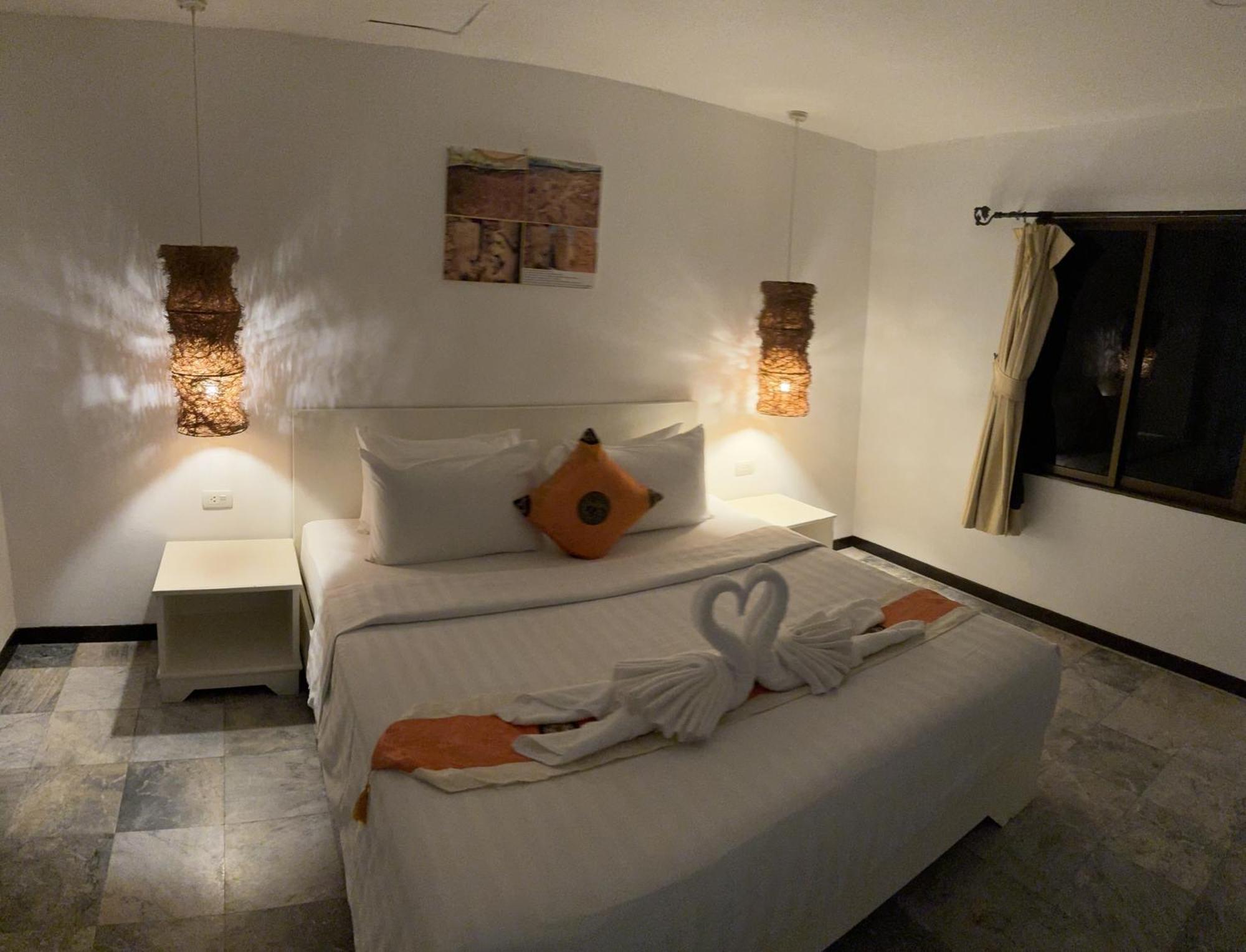 Istanbul Boutique Hotel Patong Екстер'єр фото
